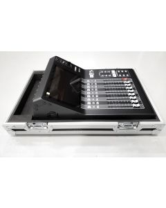 Yamaha DM3 DANTE Digital Mixer with ROAD CASE